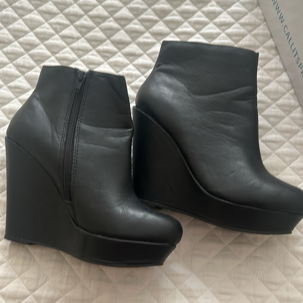 Call it Spring Booties - Picture 5 of 7